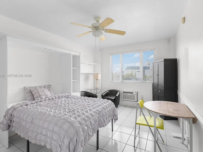 255 W 24th St #432 — Photo 9
