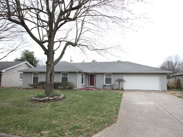 2166 E Raynell Street, Springfield, MO 65804