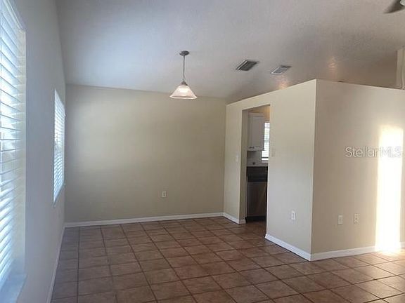 3rd image of 2779 Cypress Dr