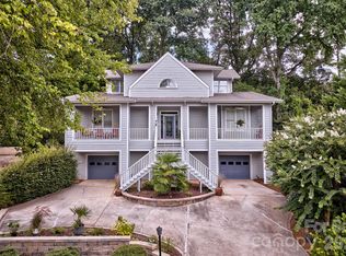 3 Mischief St, Lake Wylie, SC 29710