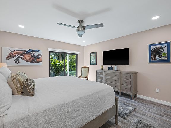 5th image of 11863 Wimbledon Cir APT 438