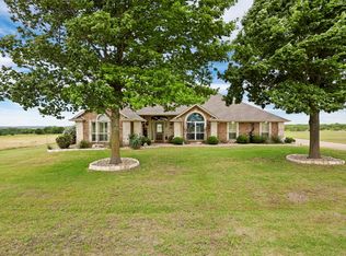 7520 Muirfield Dr, Cleburne, TX 76033