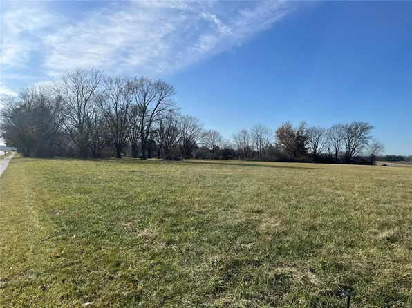 601 S Edwardsville Rd, Worden, IL 62097