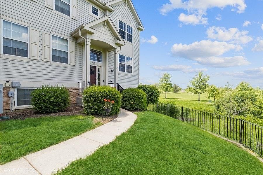 1st image of 1055 Manchester Cir