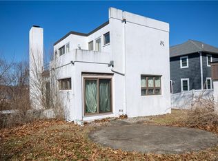 50 Bayberry Rd, Narragansett, RI 02882