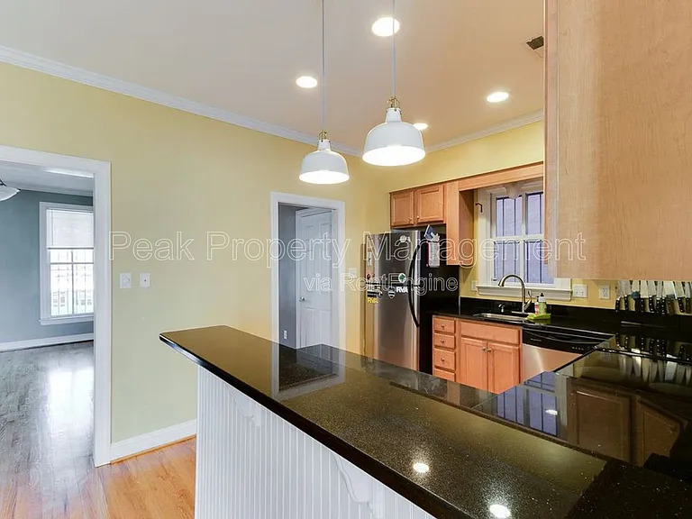 710 N 1st St — Photo 12