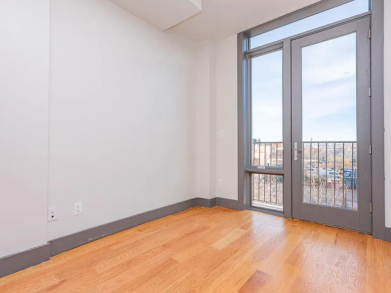 1303 Greene Ave #4C — Photo 3
