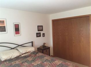 2125 Luann Ln APT 5, Madison, WI 53713