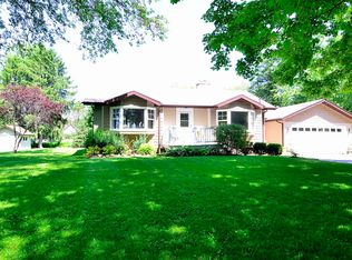 2S053 Nelson Lake Rd, Batavia, IL 60510