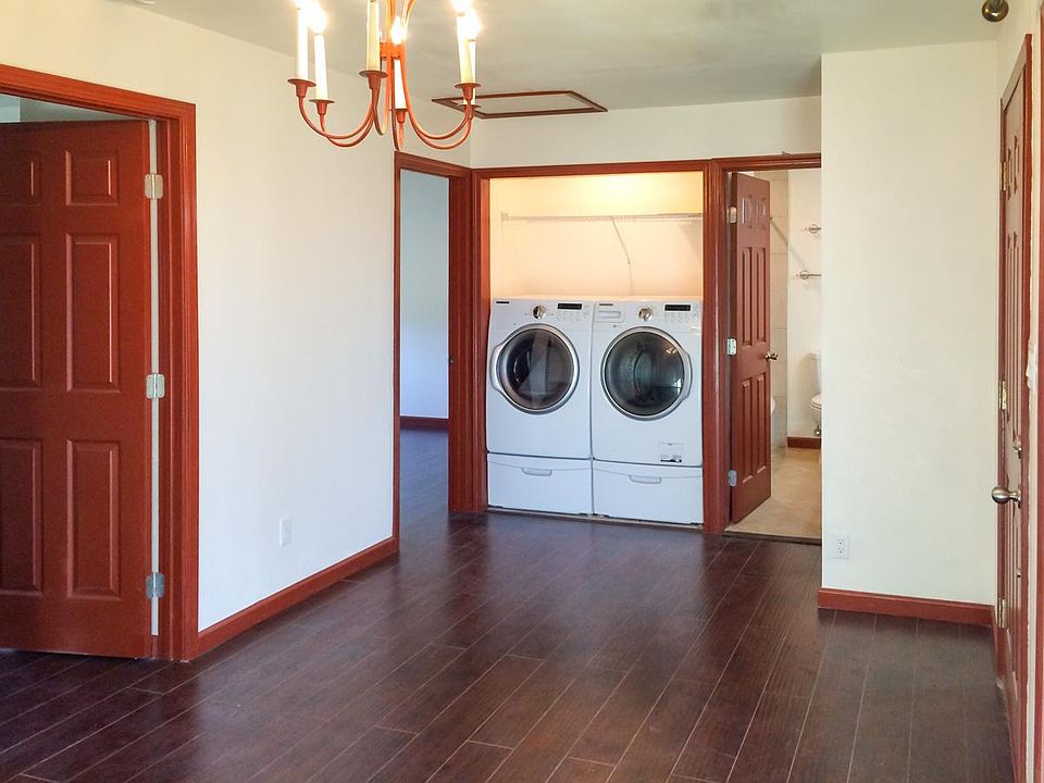 1st image of 1219 W Washington Ave