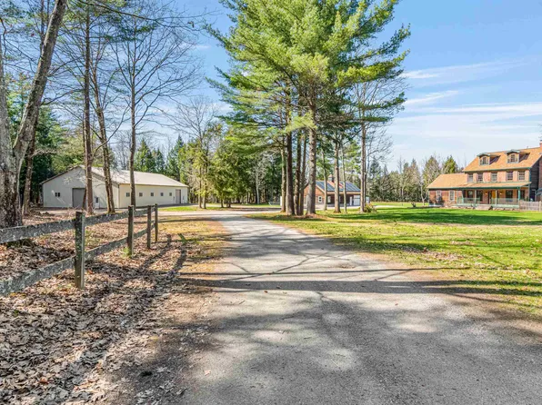 5 Pine Harbor Road, Milton, VT 05468