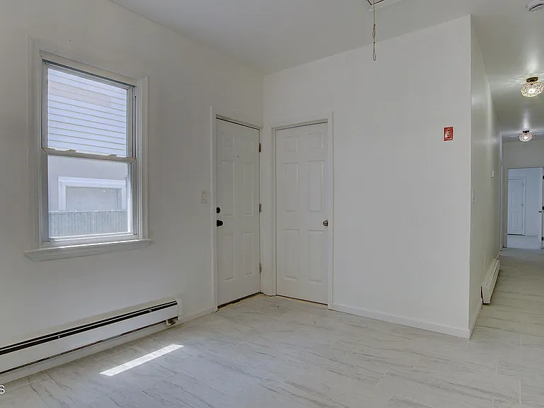 19 Bayview Ave #A — Photo 18