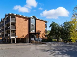 104 W 24th Ave SW #206, Calgary, AB T2S 0J9