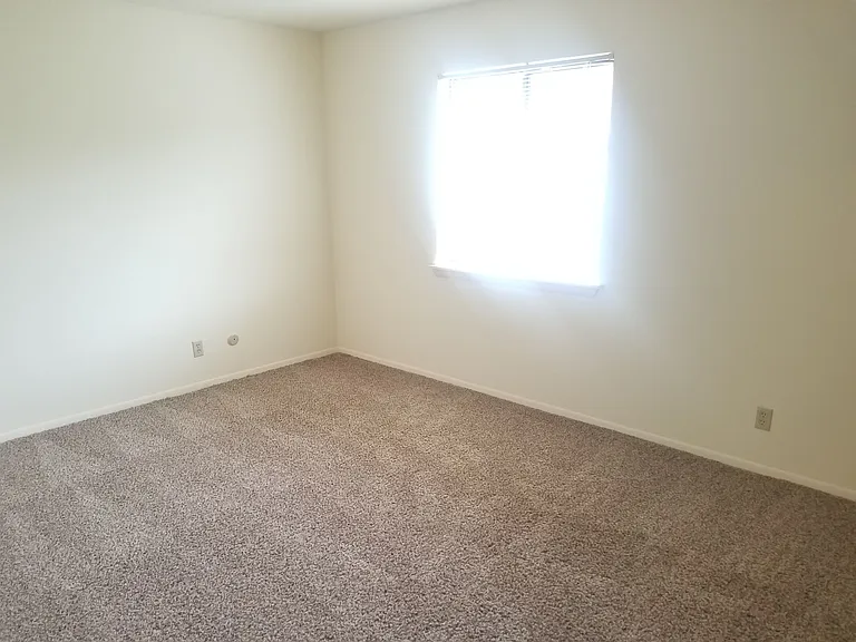 Kimberly Club Apartments — Photo 179
