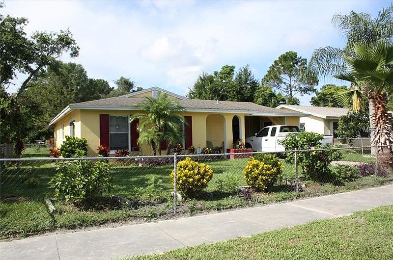 2nd image of 4704 Cepeda St