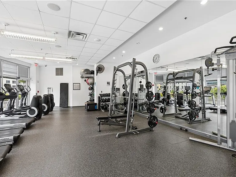 950 W Peachtree St NW #1413 — Photo 27