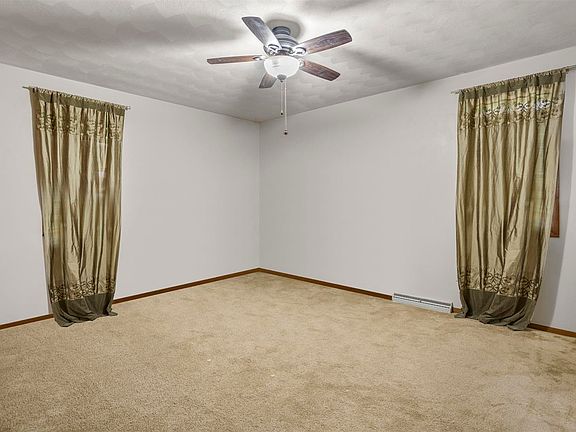 5th image of 2 Continental Ct