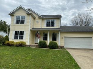 6224 Greenleaf Rd, Ravenna, OH 44266