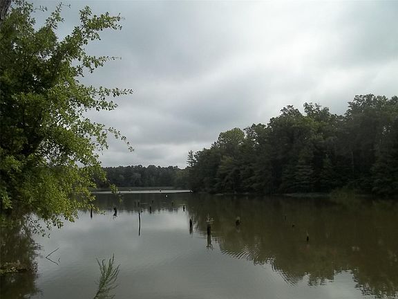 3rd image of 7 Lake Dr #7