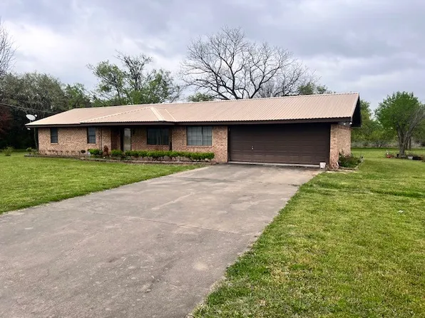 1446 N Martin Luther King Jr Hwy, Mexia, TX 76667