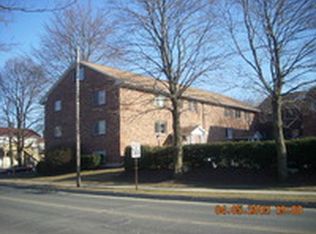 110 Housatonic St #11, Pittsfield, MA 01201