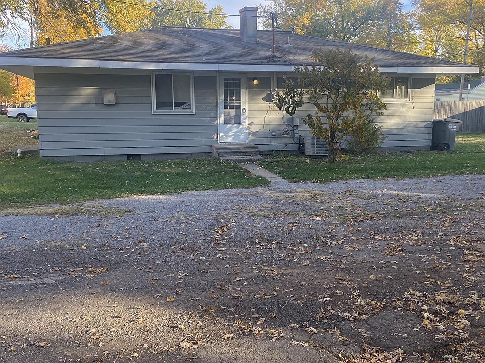 2nd image of 1355 Bensch Dr