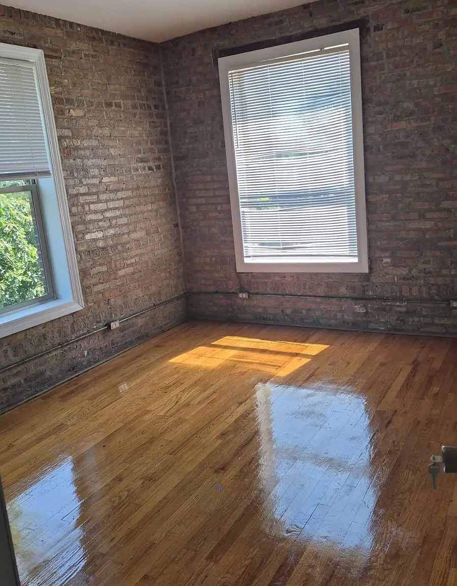 7550-7558 South Essex Avenue - 50-3A — Photo 3