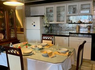 385 Worthington St APT 3G, Springfield, MA 01103