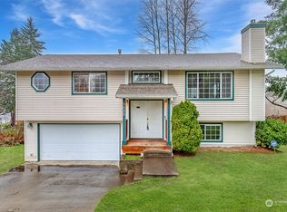 5431 Henslin Dr SE, Olympia, WA 98513