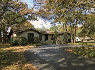 15 Red Bud Trl, Round Rock, TX 78665