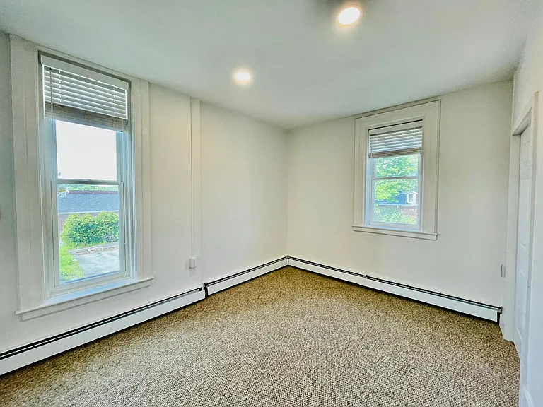 40 S Main St #4 — Photo 11