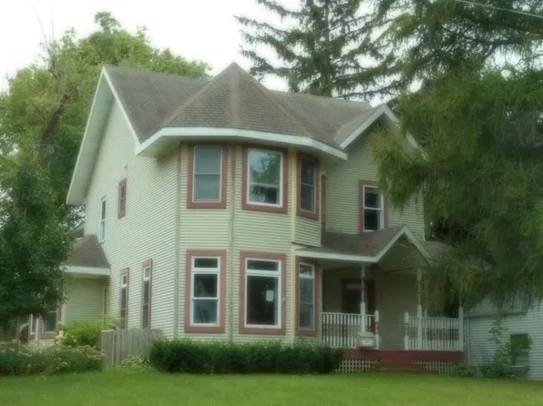 311 W Court St, Williams Bay, WI 53121