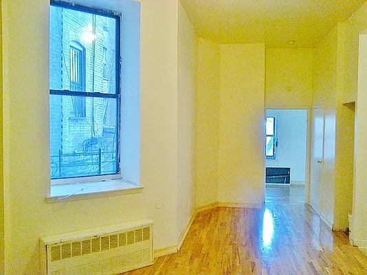 Rented by Bohemia Realty Group | media 10