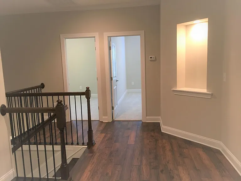 212 Daymire Glen Ln — Photo 29