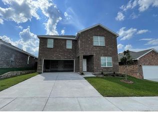 719 Camden Dr, Lavon, TX 75166