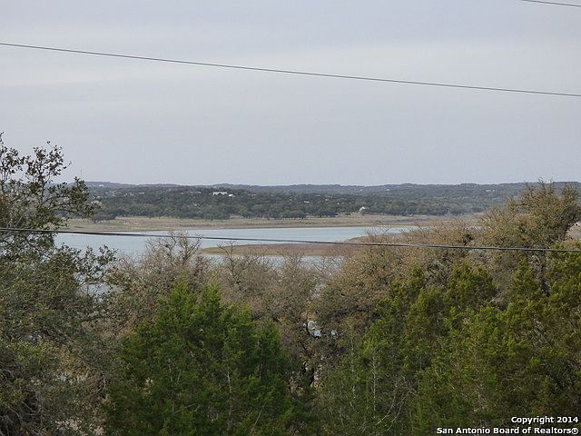 1st image of 520 Carpenter Dr