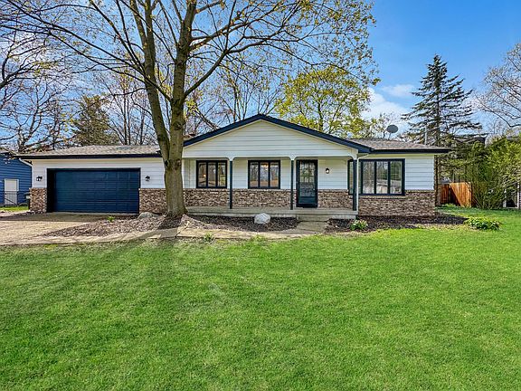 2nd image of 6160 Del Cano Dr SE