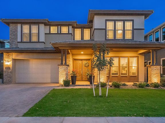 2nd image of 2923 E Arabian Dr