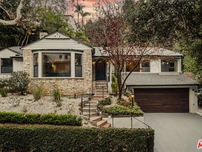 3042 N Beachwood Dr, Los Angeles, CA, 90068