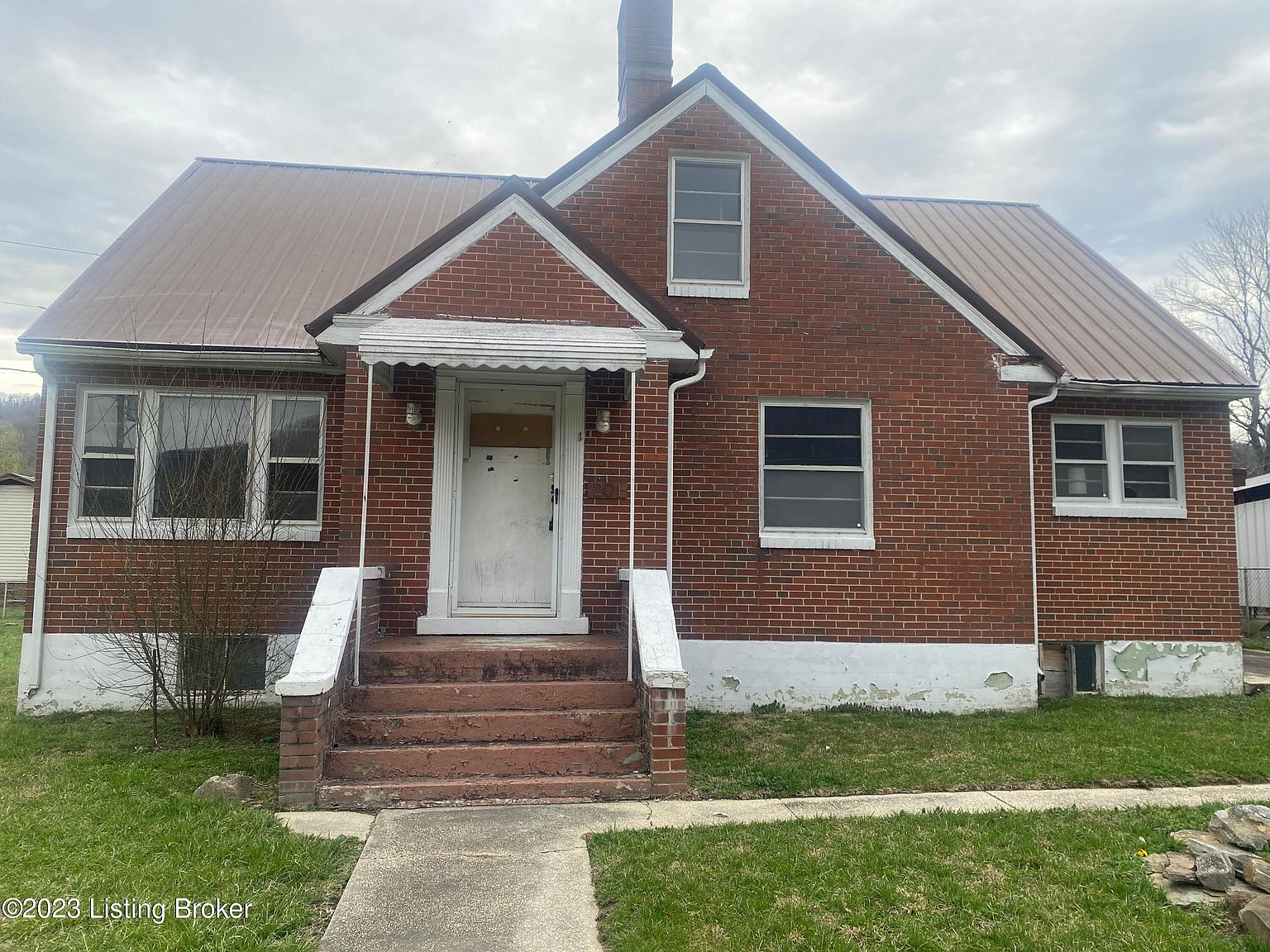 201 Helton St, Cumberland, KY 40823 Zillow