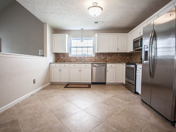 3rd image of 9025 Tarrington Ln