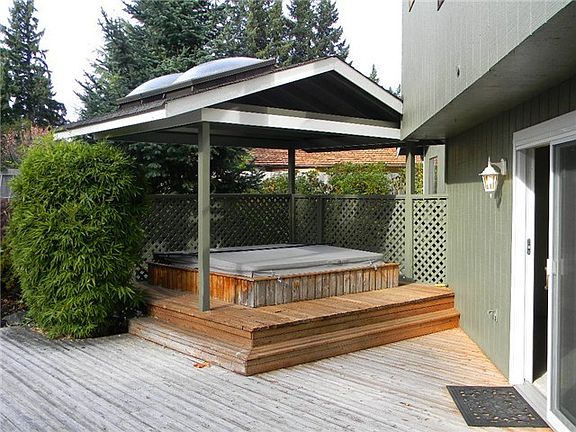 3rd image of 11810 130th Avenue Ct E