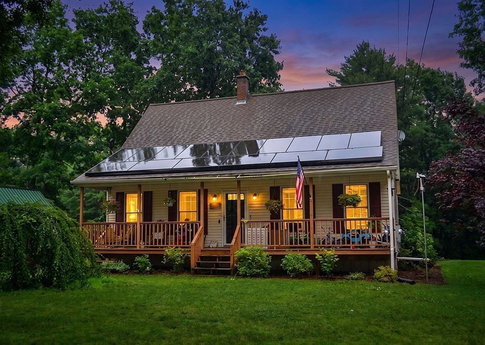 1st image of 334 Stafford Rd