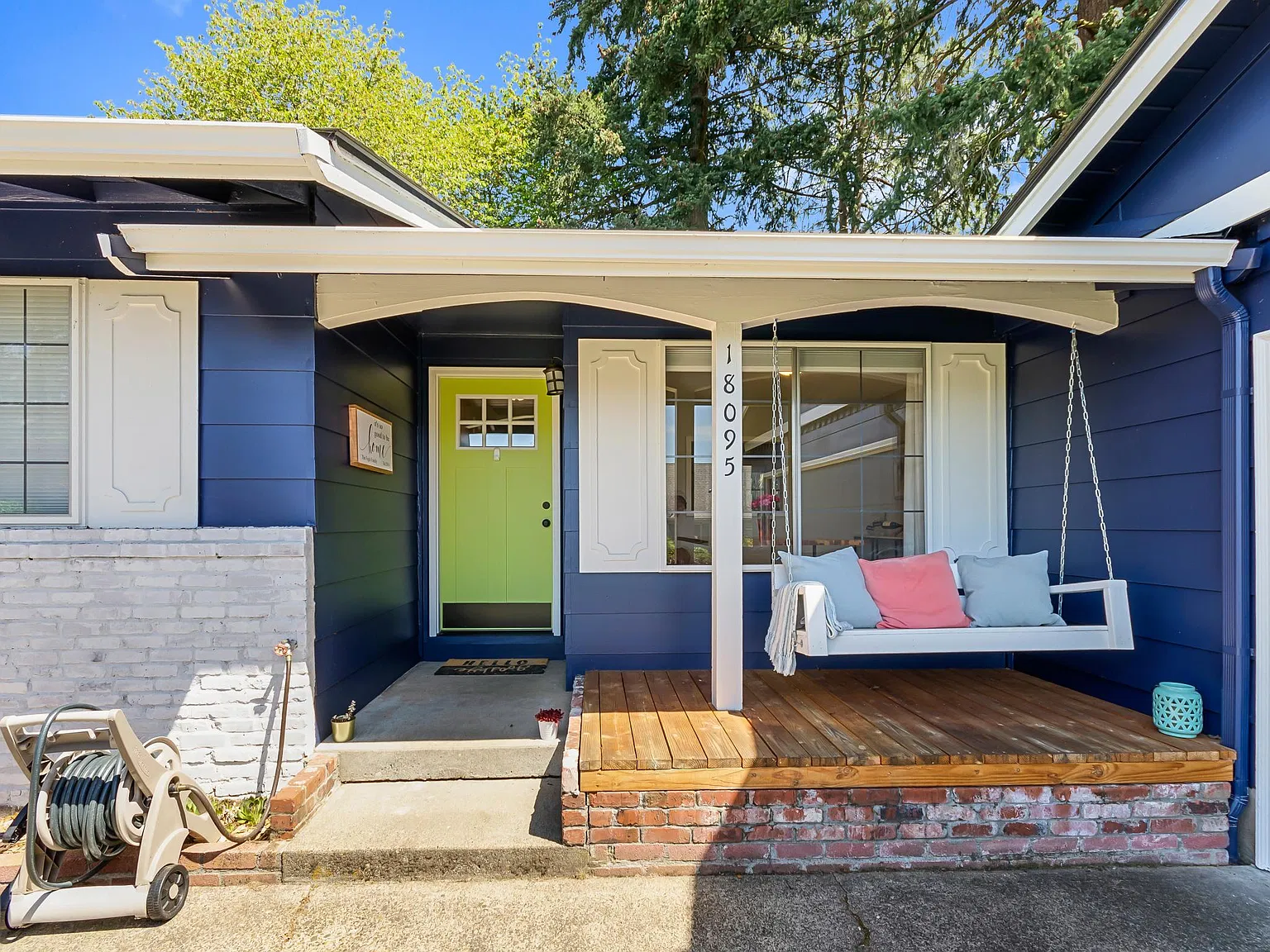 18095 NW Avalon Dr — Photo 4