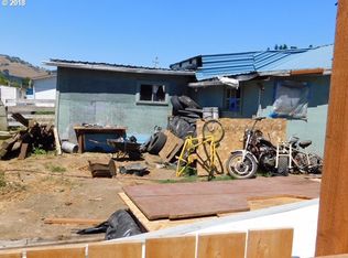 450 1/2 1st Ave, Powers, OR