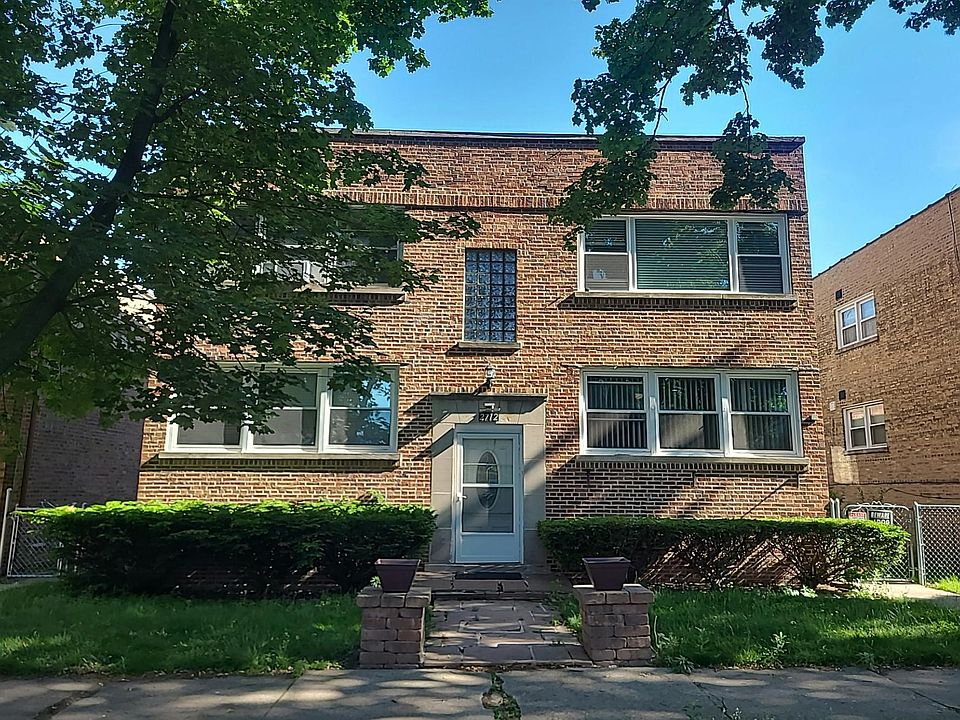 1st image of 2712 W Balmoral Ave APT 1W