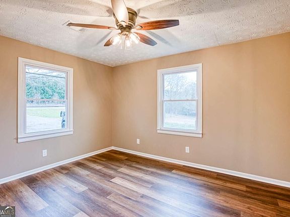 5th image of 1740 Bold Springs Rd