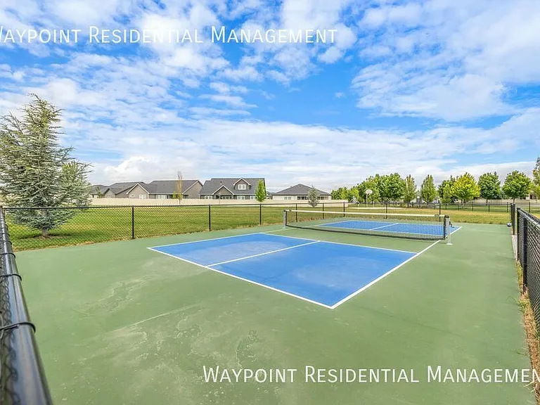 478 W Oak View Dr — Photo 45