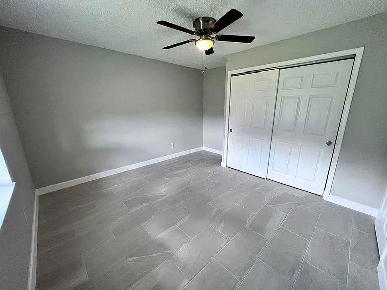 2410 S Brocksmith Rd — Photo 20