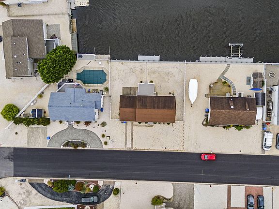 4th image of 104 Southard Drive